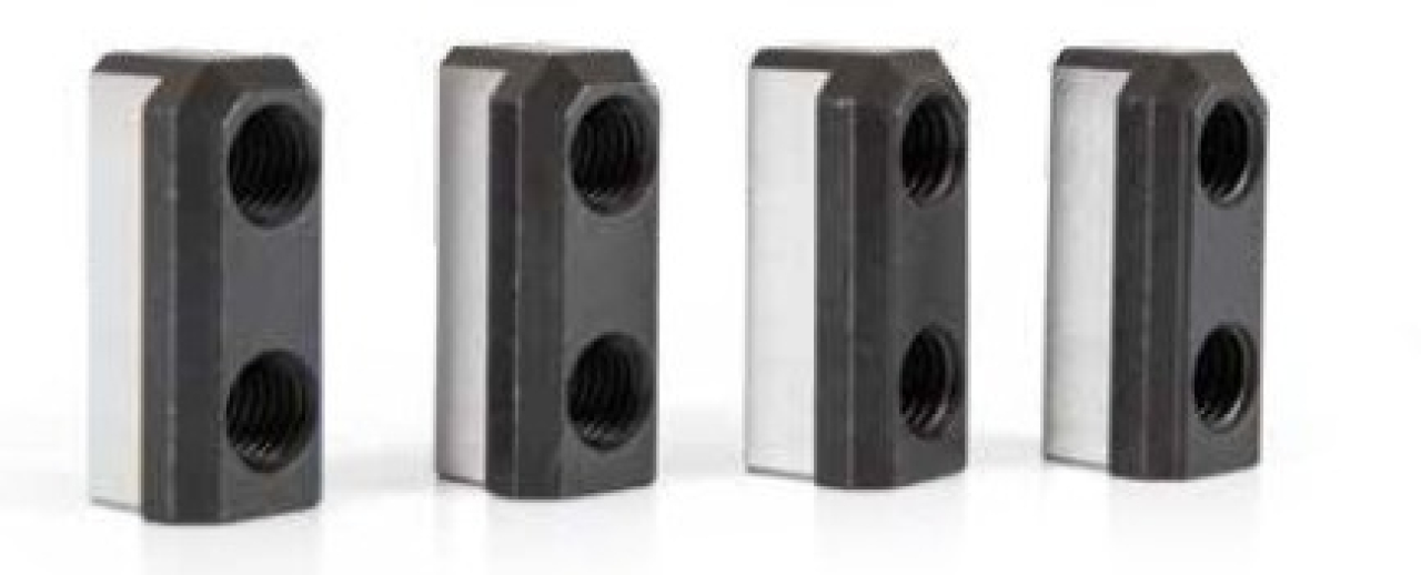 T-Ura mutterit 10'' istukalle (4kpl / sarja) AT116